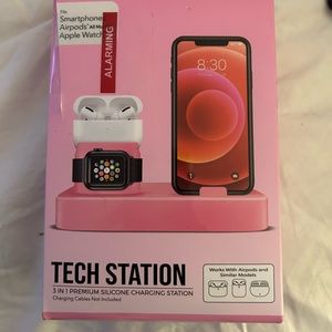 Apple Charging Station